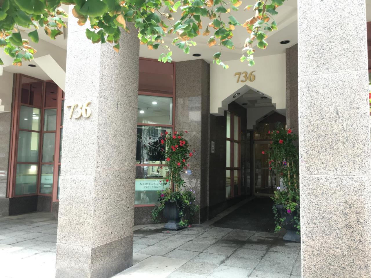 Canada Suites On Bay, Established 1998 Toronto Eksteriør bilde